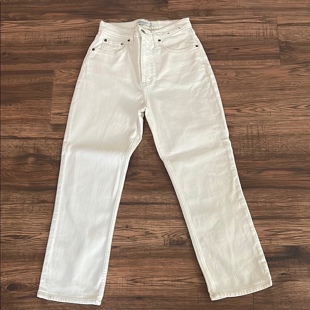 Abercrombie & Fitch Cream Ankle Straight Jeans